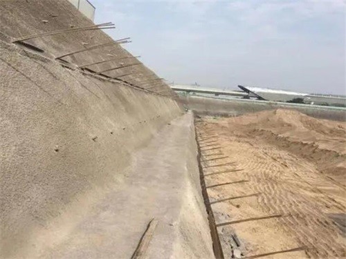 曲阜河道边坡加固